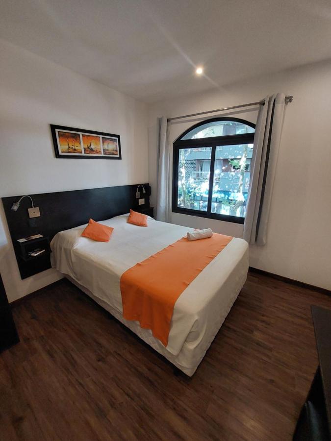 Posada Los Pinos Colonia del Sacramento Ngoại thất bức ảnh