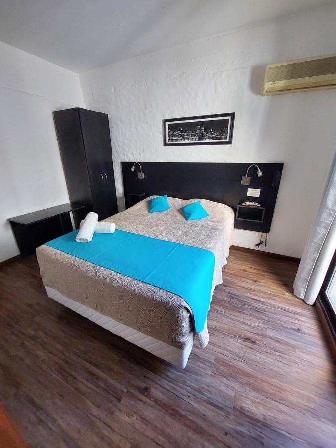 Posada Los Pinos Colonia del Sacramento Ngoại thất bức ảnh